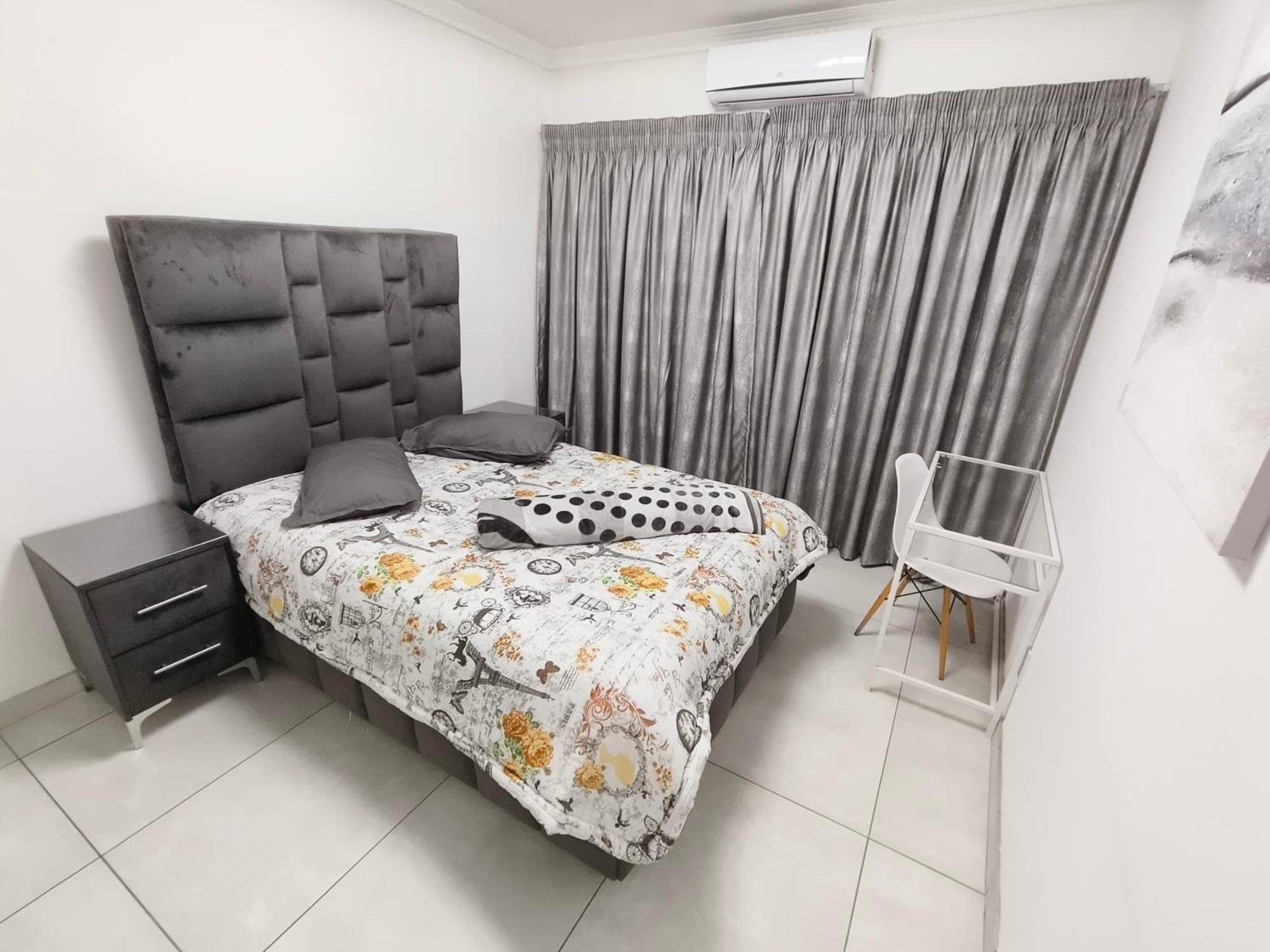 In Town Vaal Apartamento Vereeniging Exterior foto